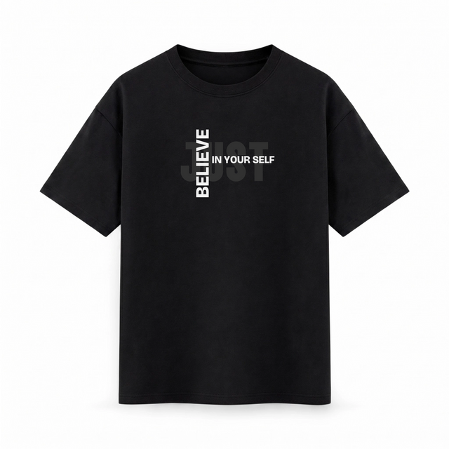Oversize T-shirt – Minimal Typography / 552