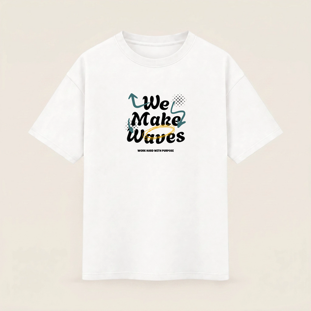Oversize T-shirt – Handwritten Typography / 137