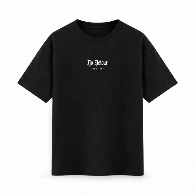 Oversize T-shirt – Gothic Typography / 701