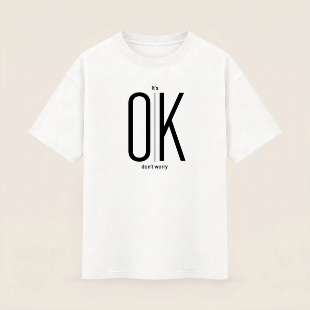 Oversize T-shirt – Bold typography / 386