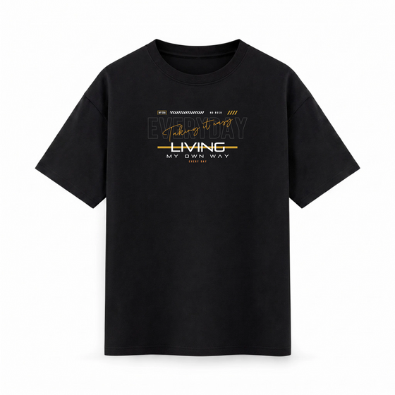 Oversize T-shirt – Bold Typography / 90