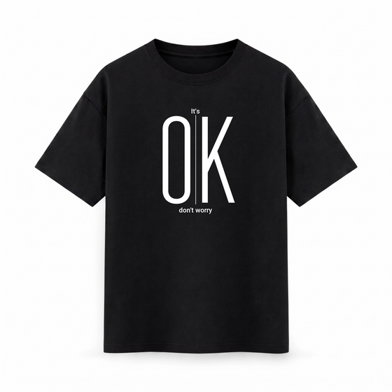 Oversize T-shirt – Bold typography / 386