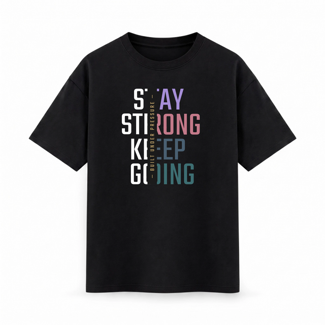 Oversize T-shirt – Bold Typography / 131