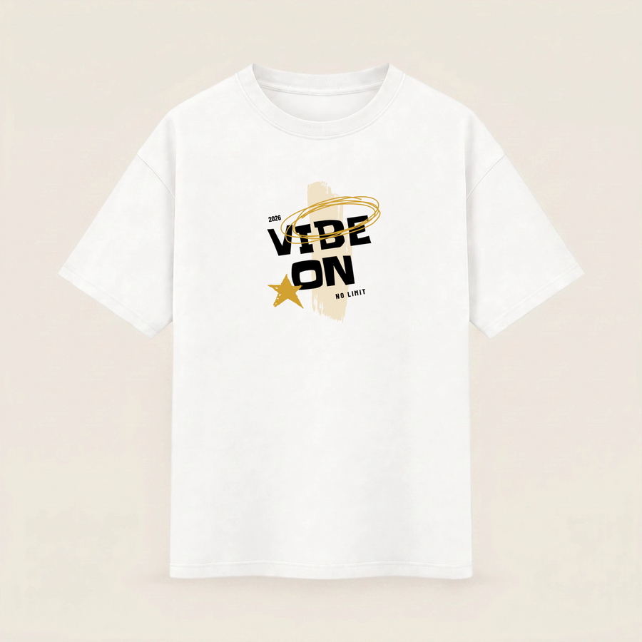 Oversize T-shirt – Bold Typography / 70
