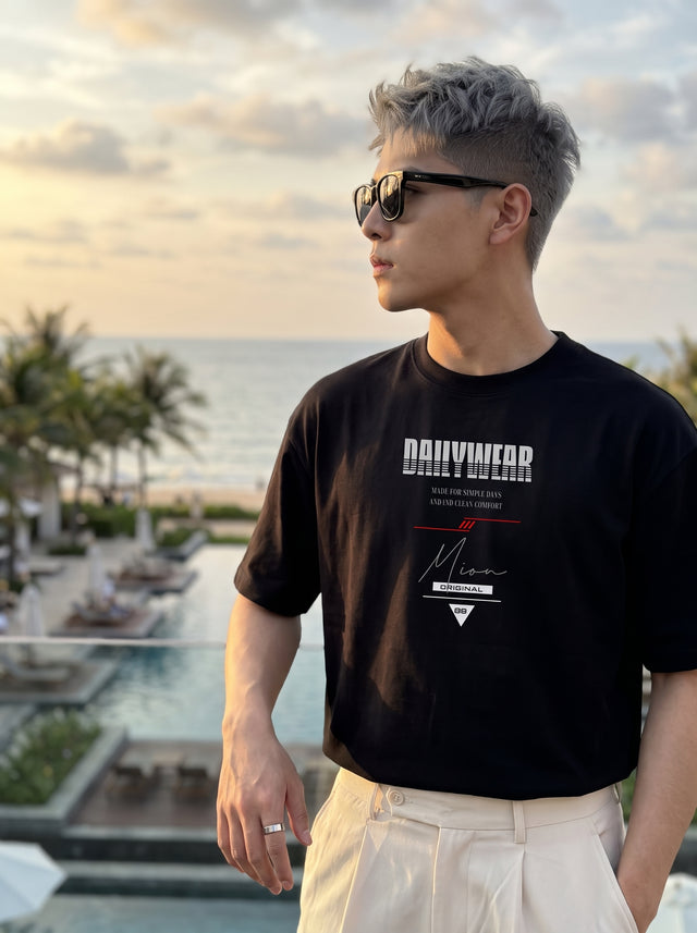 Oversize T-shirt – Typography Mix / 206