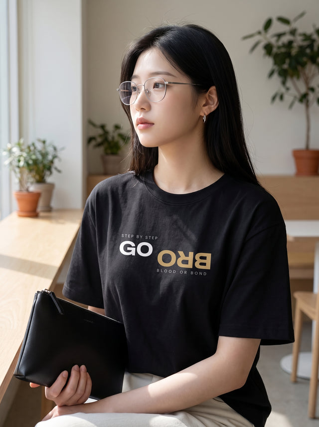 Oversize T-shirt – Bold typography / 494