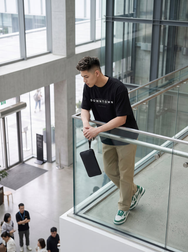 Oversize T-shirt – Minimal Typography / 64