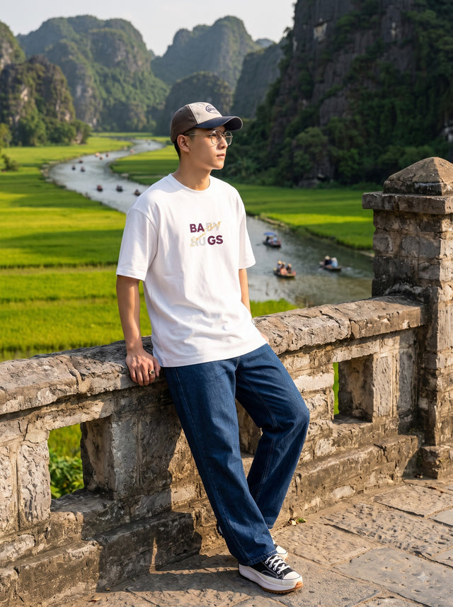 Oversize T-shirt – Minimal Typography / 495