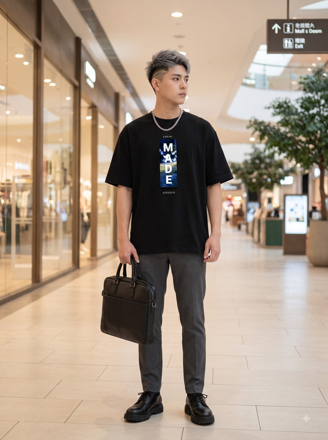 Oversize T-shirt – Badge Typography / 483