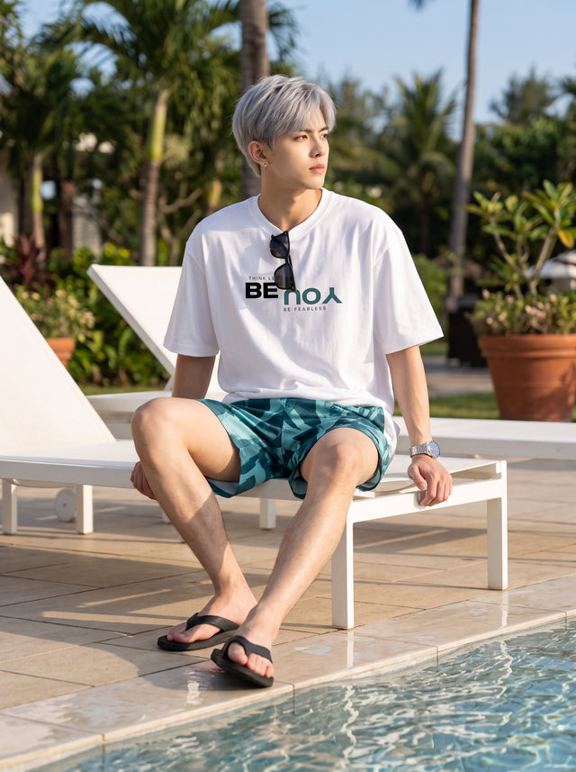 Oversize T-shirt – Bold typography / 494