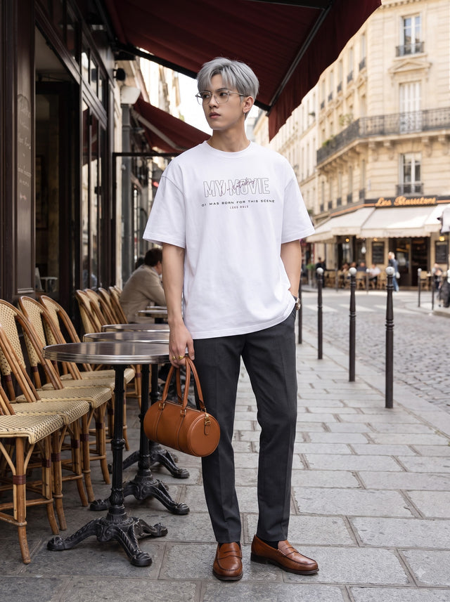 Oversize T-shirt – Bold Typography / 90