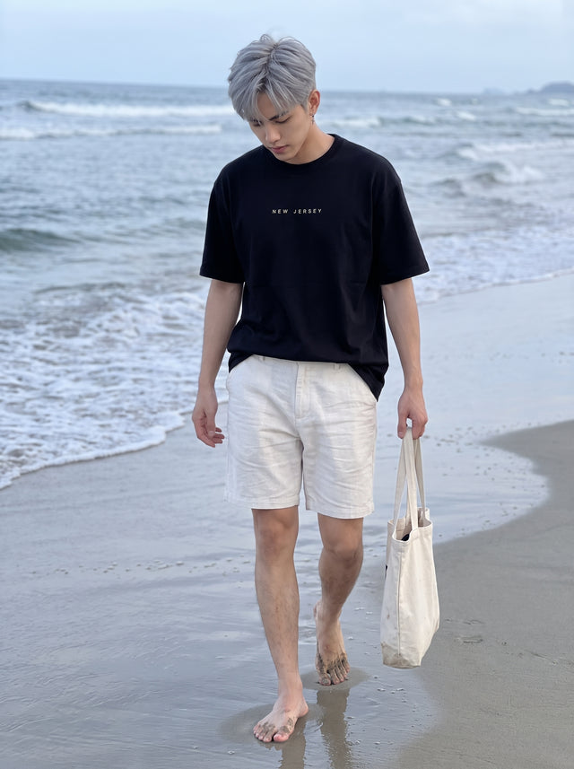 Oversize T-shirt – Minimal Typography / 699