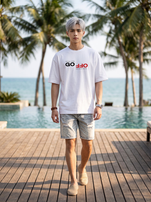 Oversize T-shirt – Bold typography / 494
