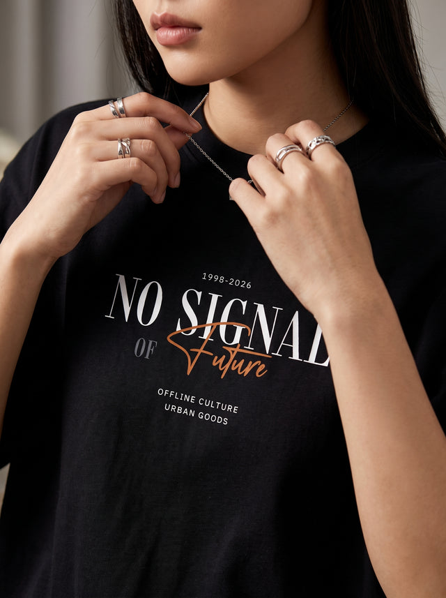 Oversize T-shirt – Minimal Typography / 46
