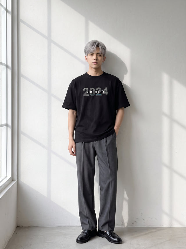 Oversize T-shirt – Minimal Typography / 66