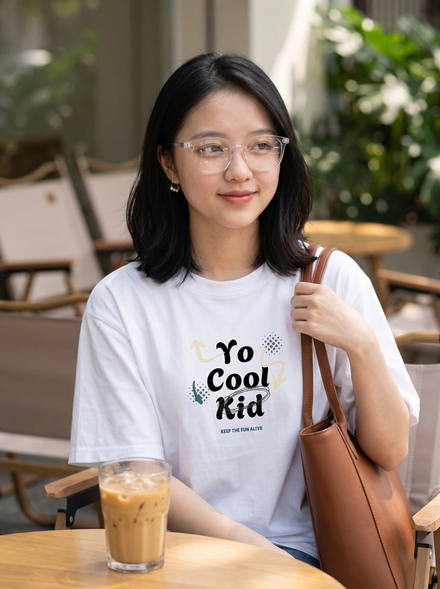 Oversize T-shirt – Handwritten Typography / 137