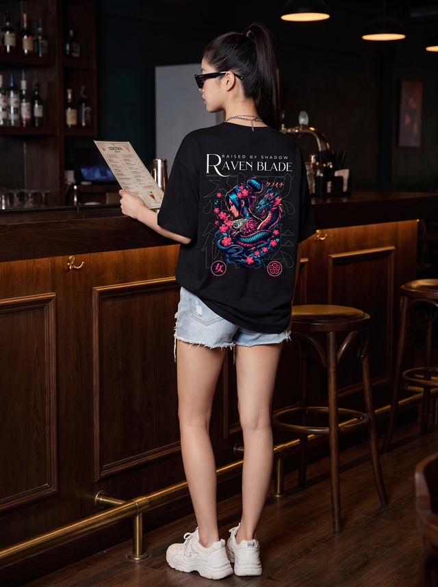 Oversize T-shirt – Samurai Girl / 290