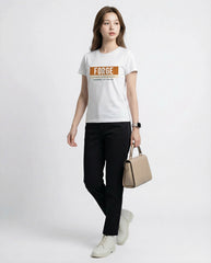 Regular Slim Fit – Bold Typography / 159