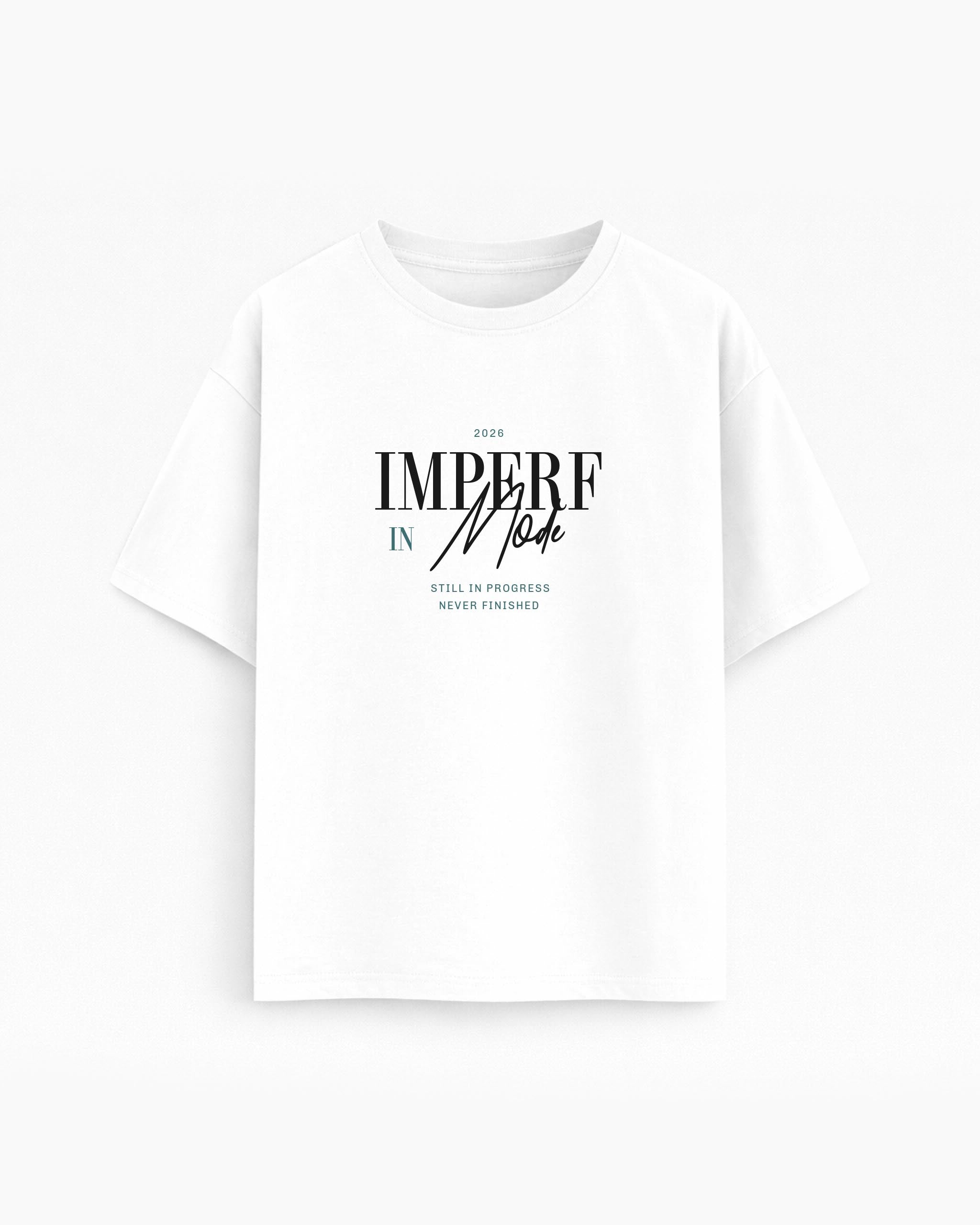 Oversize T-shirt – Minimal Typography / 46