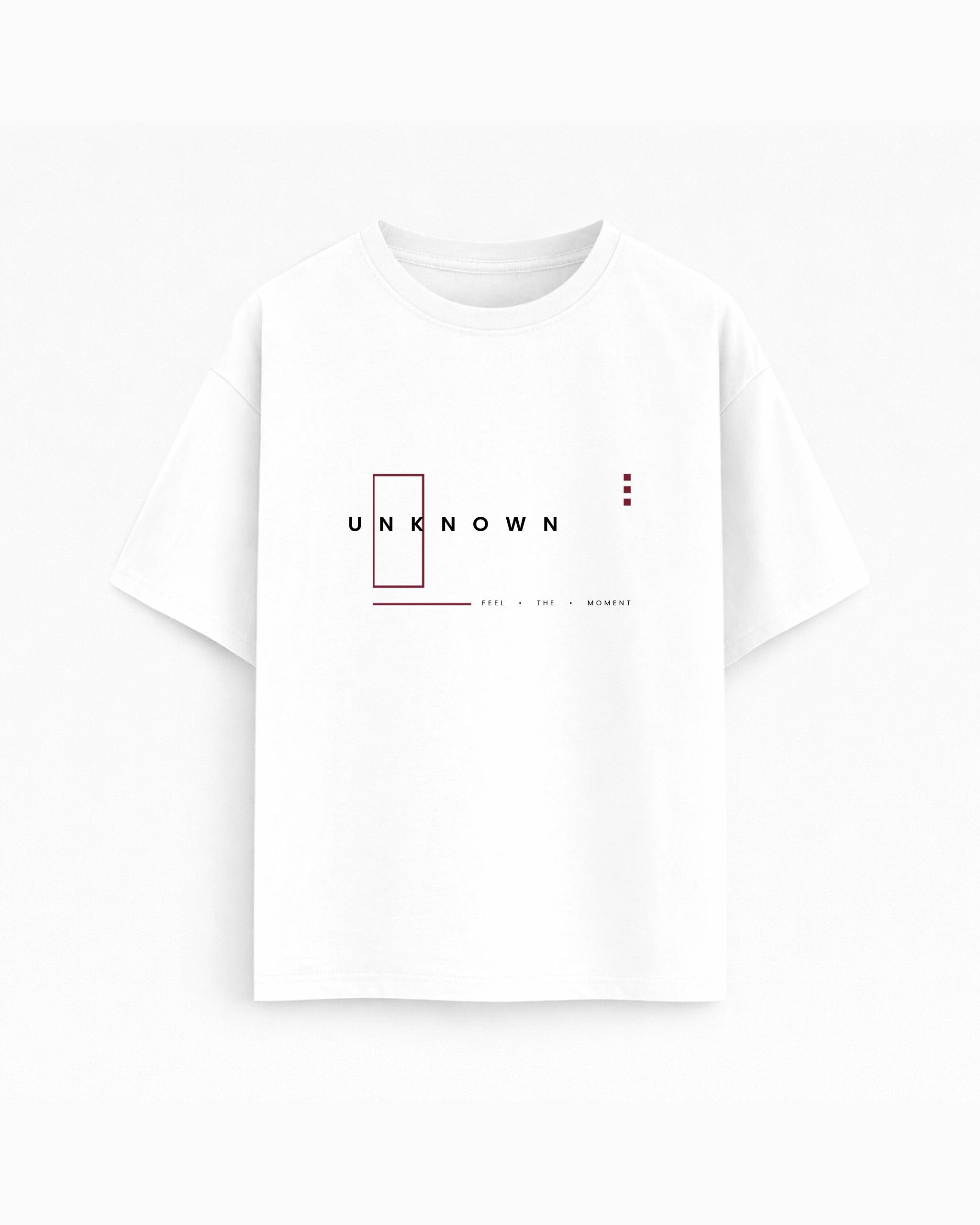 Oversize T-shirt – Minimal Typography / 256