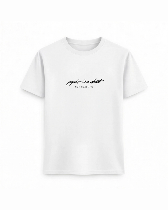 Regular Slim Fit – Script Typography / 719