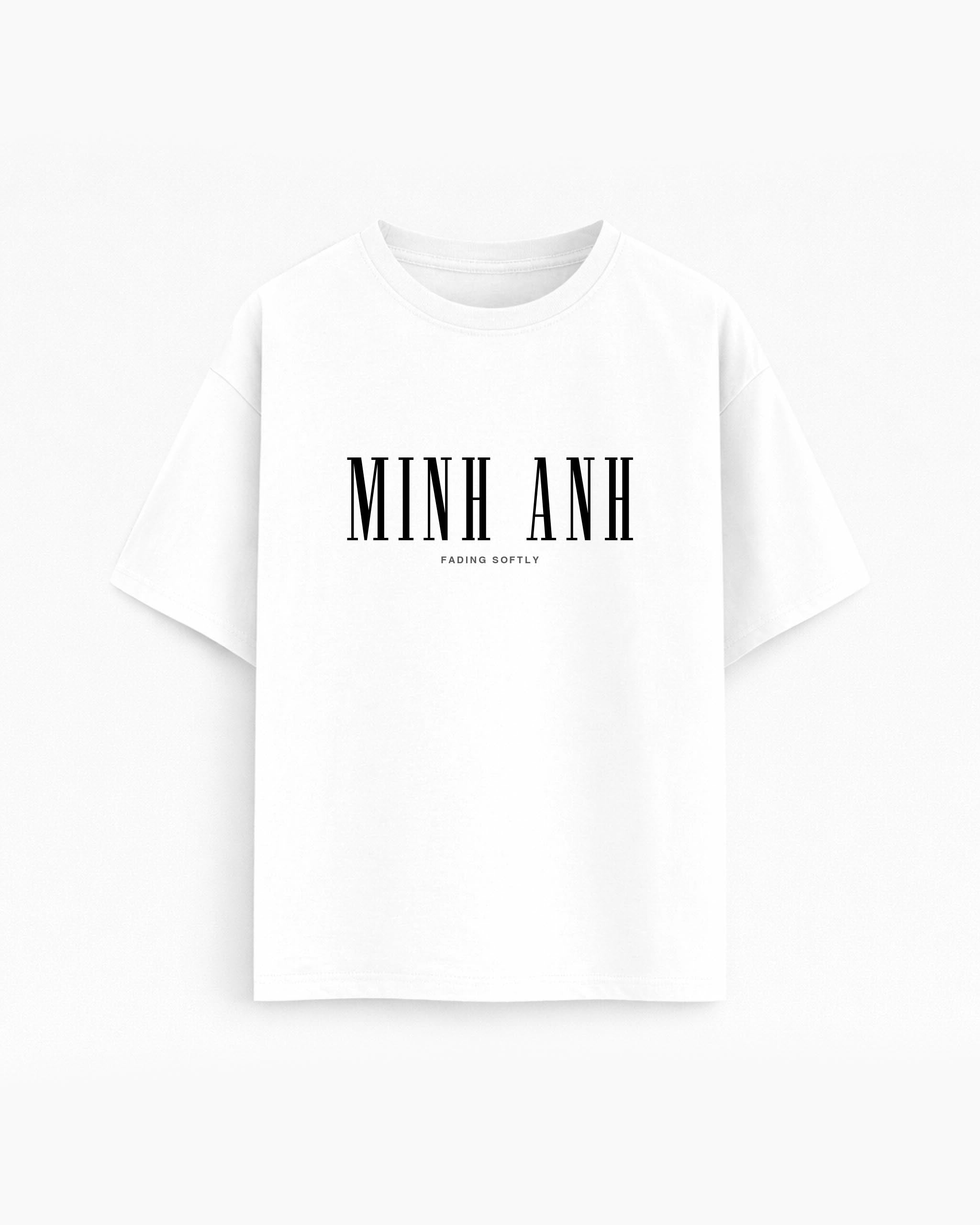 Oversize T-shirt – Serif Typography / 706