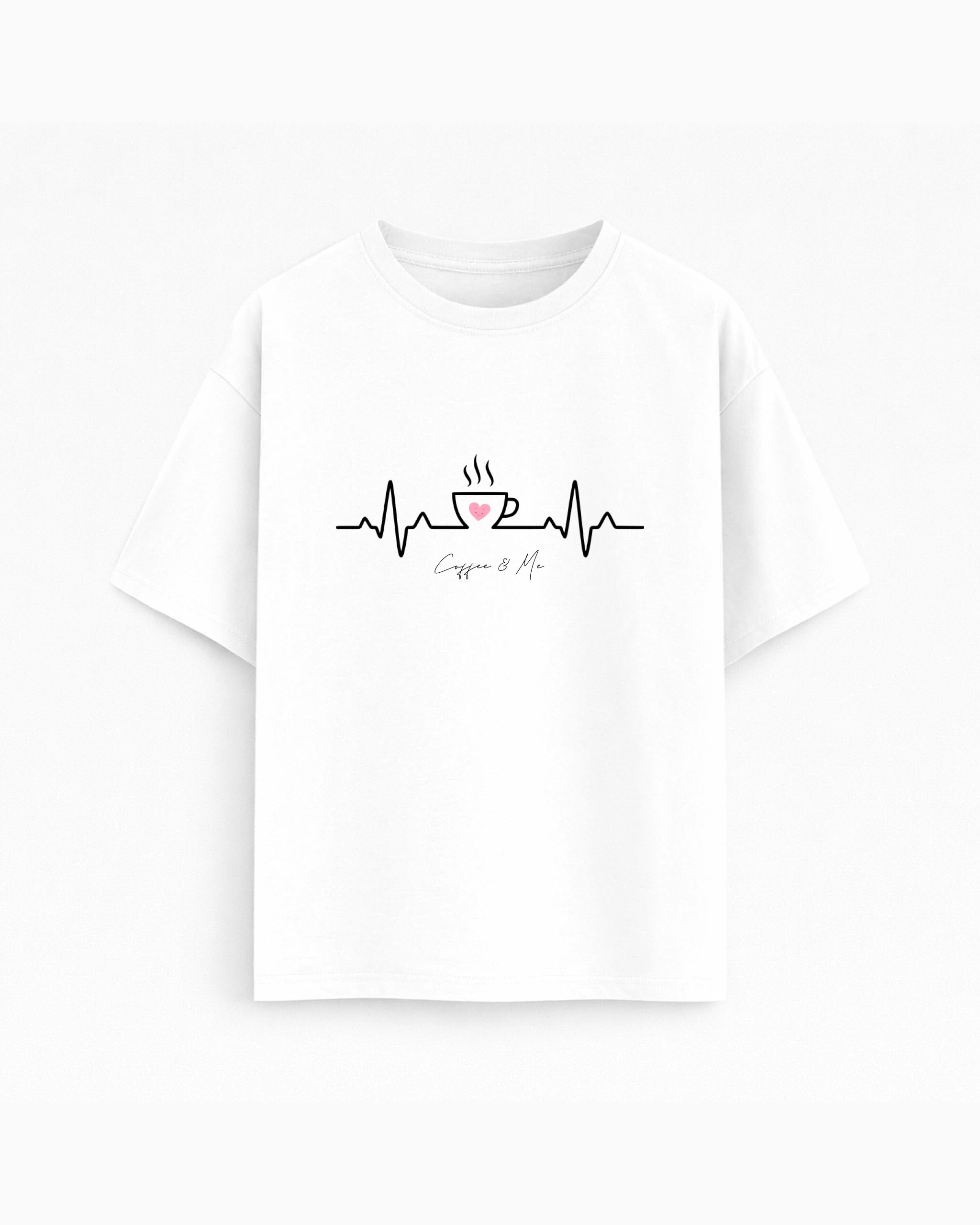 Oversize T-shirt – Minimal line art / 368