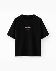 Oversize T-shirt – Gothic Typography / 701