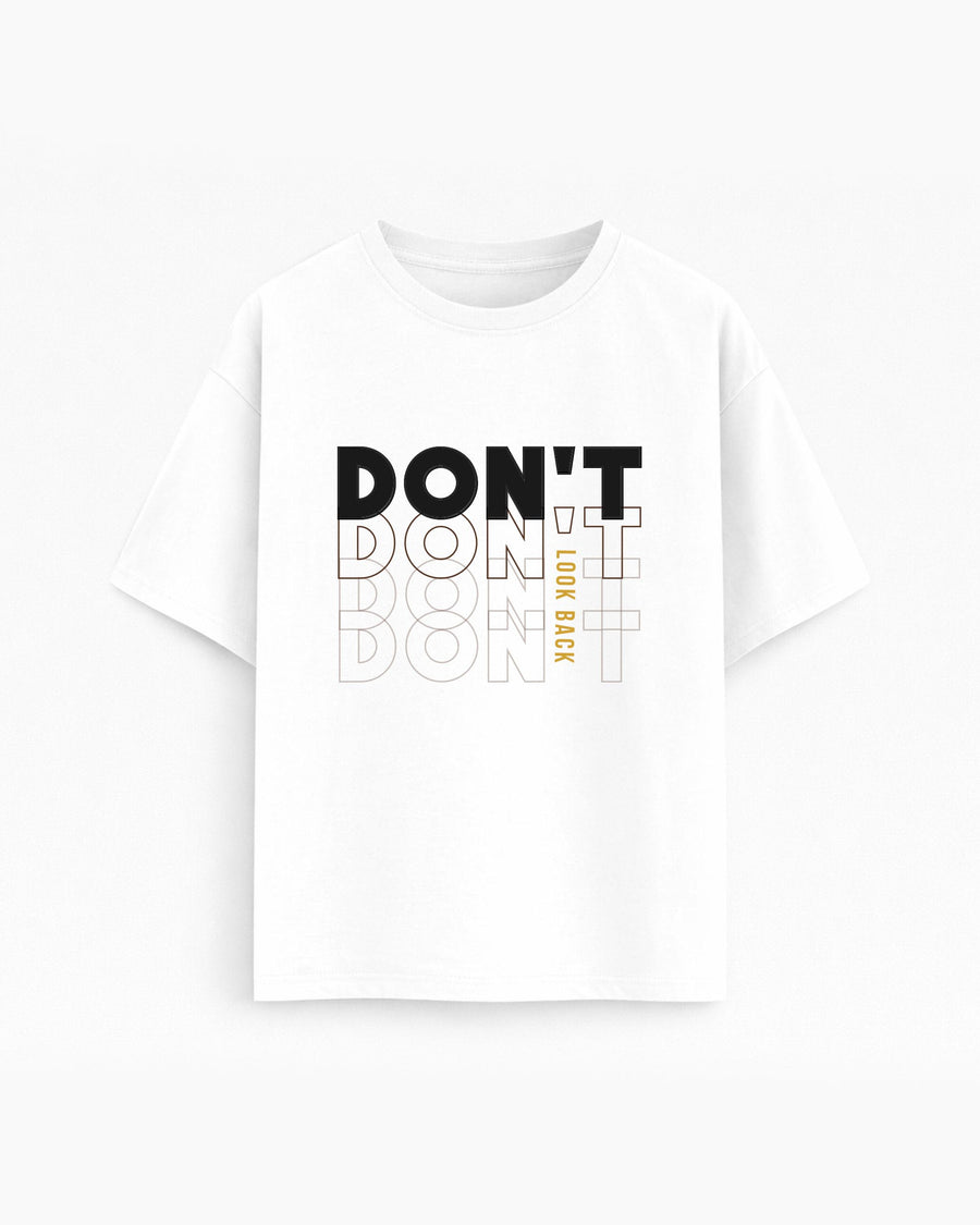Oversize T-shirt – Bold typography / 501