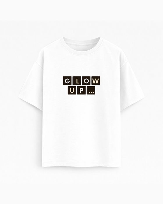 Oversize T-shirt – Playful minimal / 546