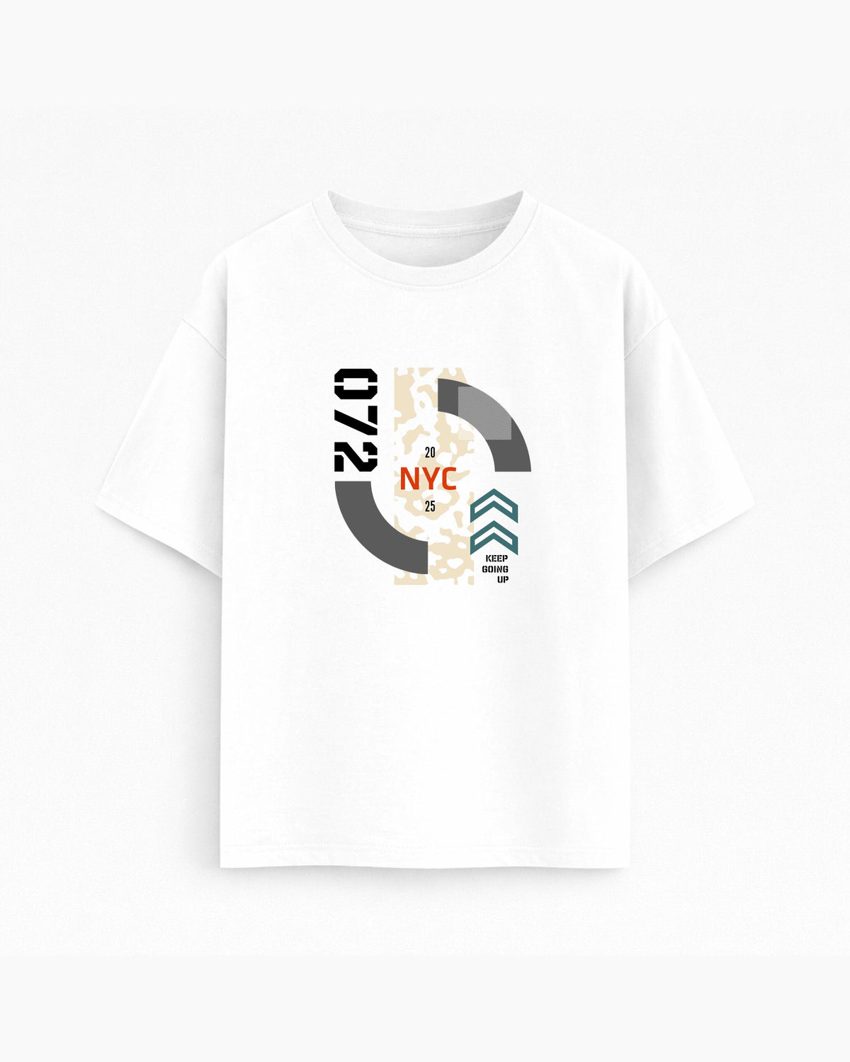 Oversize T-shirt – Minimal Streetwear / 81